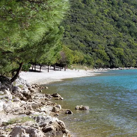 Twin Luka 15078b Guest house Plomin